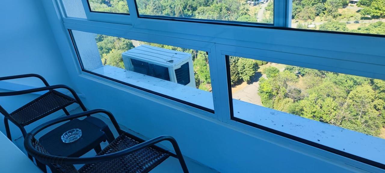Sea View Flora Apartment Burgas Bagian luar foto